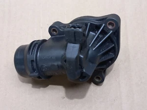 CARCASA TERMOSTATO BMW E46 E90 N42/N46 7510959 - Imagen 1 de 5