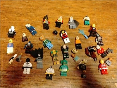LEGO Lot Of PARTIAL FIGURES Batman Creature Et + Several More MOST INCOMPLETE? - Image 1 of 4