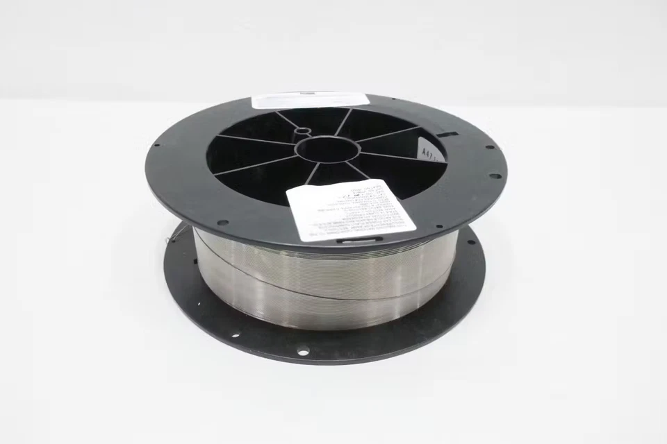 Alambre de soldadura Arcos ERNICU-7 0,3 pulgadas 25 lb Foto 1 de 4