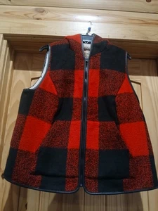 RH RuffHewn Vest Hoodie Red Black Buffalo Plaid Sz. 1X - Picture 1 of 6
