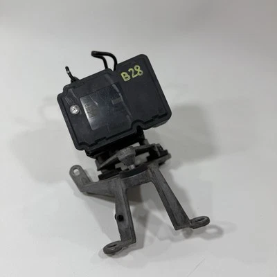 07-14 MERCEDES C250 W204 ABS Anti-Lock Brake Pump Module Unit A1729014000 OEM - Image 1 of 4