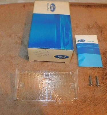 Ford Custom Galaxie 500 LTD 1971 1972 Brougham Nuevo de Lote Antiguo Lente de Lámpara de Estacionamiento Frontal Derecha Foto 1 de 3