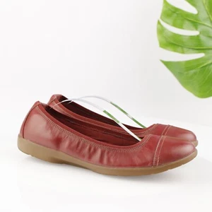 Clarks Womens Meadow Opal Ballet Flat Size 11 M Red Leather Slip On Shoe Cap Toe - Picture 1 of 16