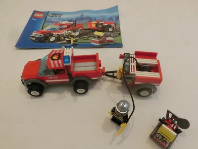 ( i9 ) Lego 7942 Feuerwehr Jeep mit Anhänger Mit Bauanleitung 100% Komplett  - Bild 1 von 4