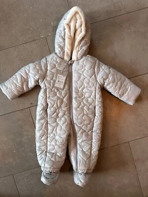 Schneeanzug von Kanz Neu Gr. 68 in Grau Mit Herzchen und Teddyfutter für Mädchen - Bild 1 von 2