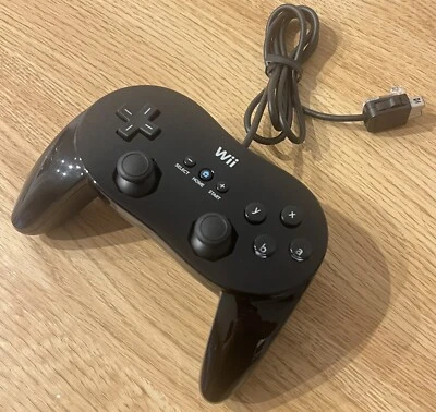 Nintendo Official Black Classic Controller Pro Wii & Wii U Pad  Japan - Image 1 of 4