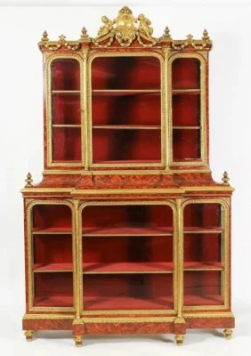 Vitrina estilo Luis XIV, siglo XIX. Foto 1 de 4