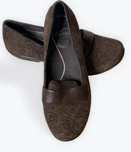 Dansko Gr. 40 Oksana braun Wildleder Leder Paisley Blumen Loafer bequem - Bild 1 von 11