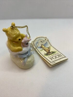 Ornamento Midwest of Cannon Falls 1999 POOH EN BOTA DE BEBÉ AZUL Winnie the Pooh Foto 1 de 4
