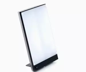 NEW Northern Light Full Spectrum Boxelite - 10000 Lux Sun Mood Therapy Desk Lamp - Picture 1 of 4