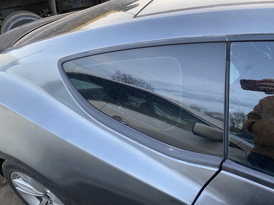 09 10 11 12 13 14 15 16 HYUNDAI GENESIS cuarto de cristal/ventana derecha Foto 1 de 1