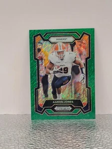 Selecciones del draft de Panini Prizm 2024 - Aaron Jones #49 Green Shimmer Prizm 5/8 - Imagen 1 de 2