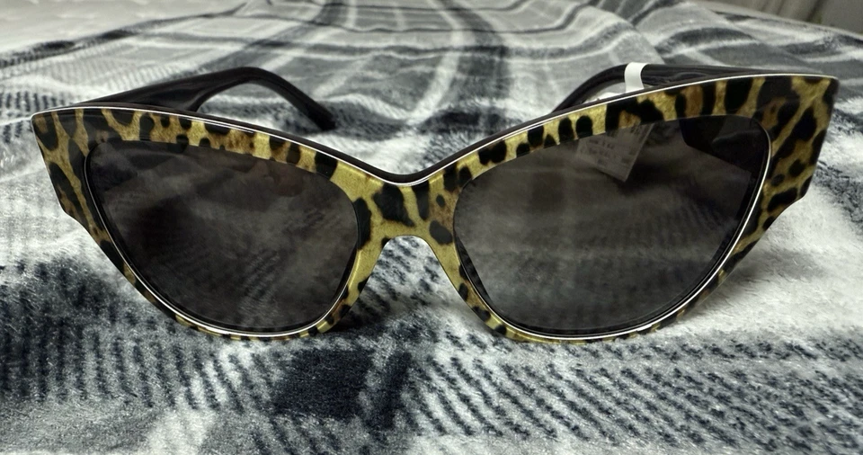 Dolce & Gabbana DG 4449 豹纹/灰色阴影 (3163/8G) 太阳镜 — 第 1/4 张图片