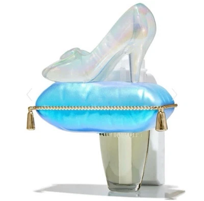 BATH & BODY WORKS DISNEY PRINCESS CINDERELLA GLASS SLIPPER WALLFLOWER PLUG IN - Image 1 of 3