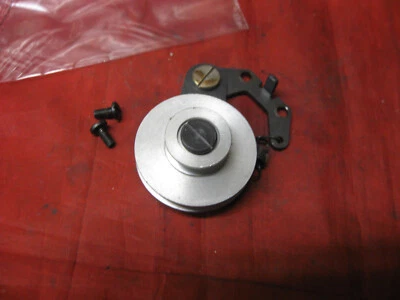 Suporte de polia de correia de costura Sears Kenmore 148.14221 1422 VINTAGE - Imagem 1 de 2