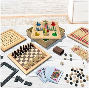 Scatola con 9 Giochi in legno Tra cui Scacchi Dama Dadi Domino Carte da Poker - Foto 1 di 7