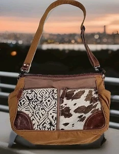 Myra Bag Umhängetasche zweifarbig Upcycling Canvas & Rindsleder - Bild 1 von 13