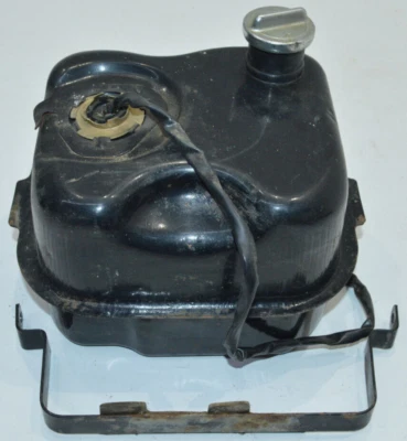 HISUN HS150T-2 BENZINTANK KRAFTSTOFFTANK TANKDECKEL TANKHALTER TANKGEBER TANK - Bild 1 von 4