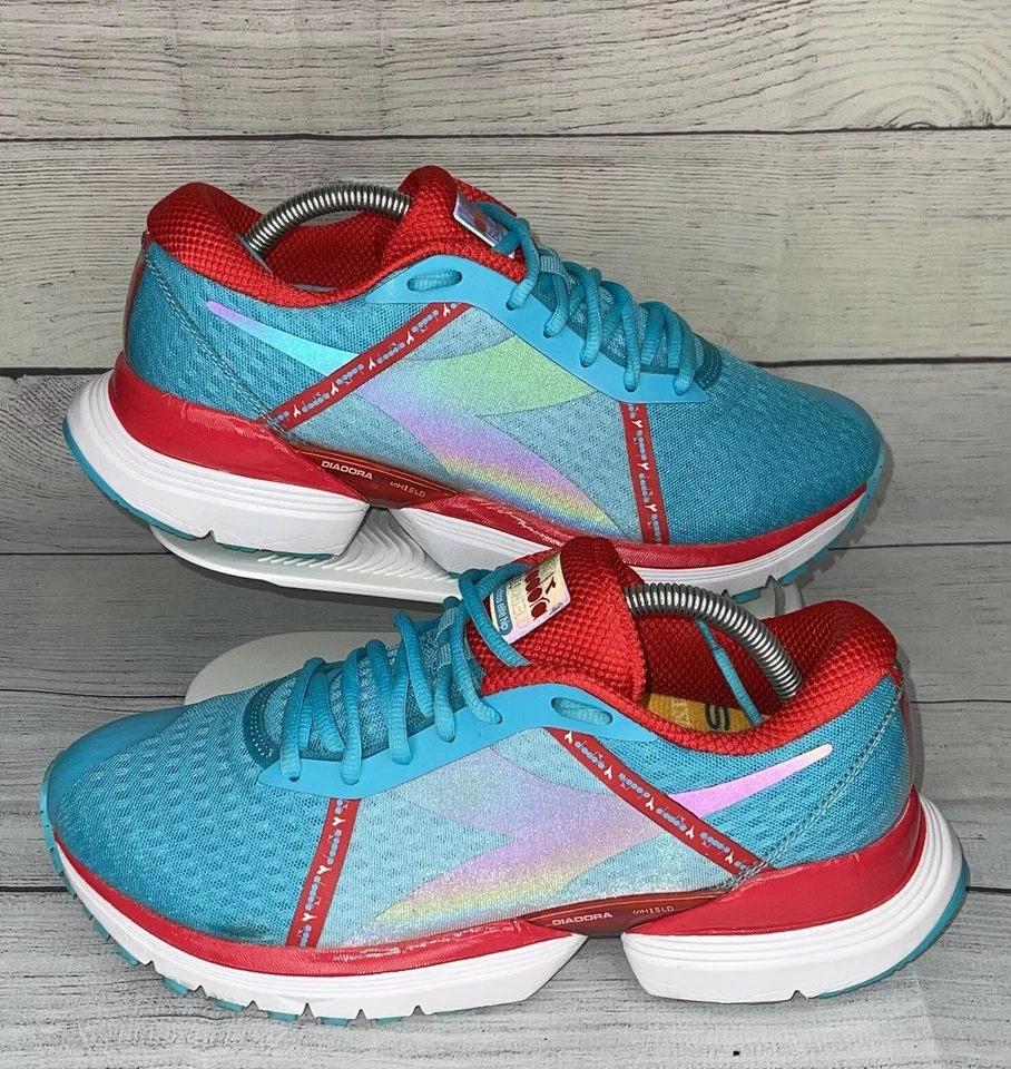 Diadora Women's Size 10.5 Blushield Mythos Elite Hip Running Shoes Blue Red - Image 1 of 4
