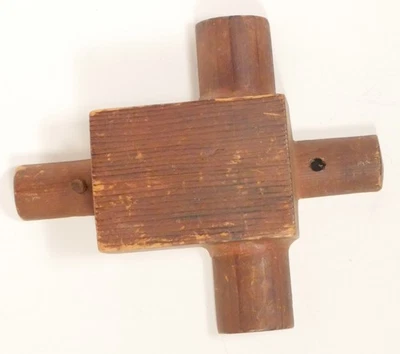 Antique Industrial Foundry Pattern 4-Way Junction 7.25" x 6.25" x 1.5" - Image 1 of 4