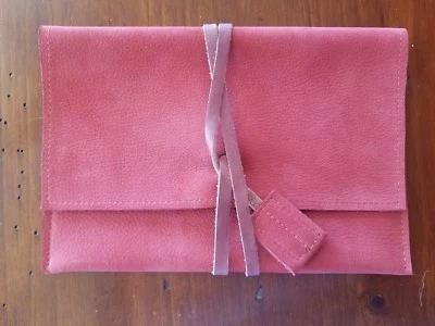 Funda/soporte para tablet 100 % cuero rojo 10x6,5 pulgadas Foto 1 de 4