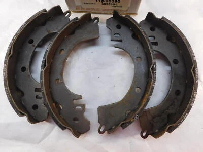 后刹车鞋适用于道奇 Vista 三菱 Cordia Tredia Centric 111.05390 — 第 1/2 张图片