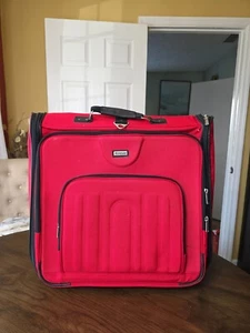 Windham Travel Collection Garment Hanging Travel Bag Red 22x20 - Picture 1 of 24
