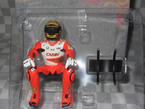 FIGURA CABINA MINICHAMPS 1/12 ROSSI 8 horas SUZUKA 2001 - Imagen 1 de 10