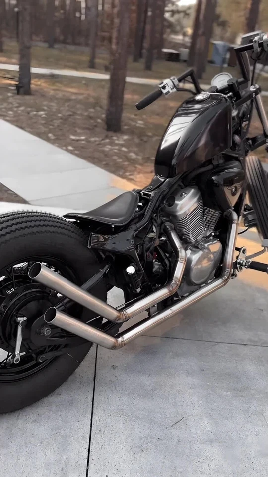 CUSTOM 'UPSWEEP' EXHAUST Honda Shadow VT/VLX600 - Image 1 of 1