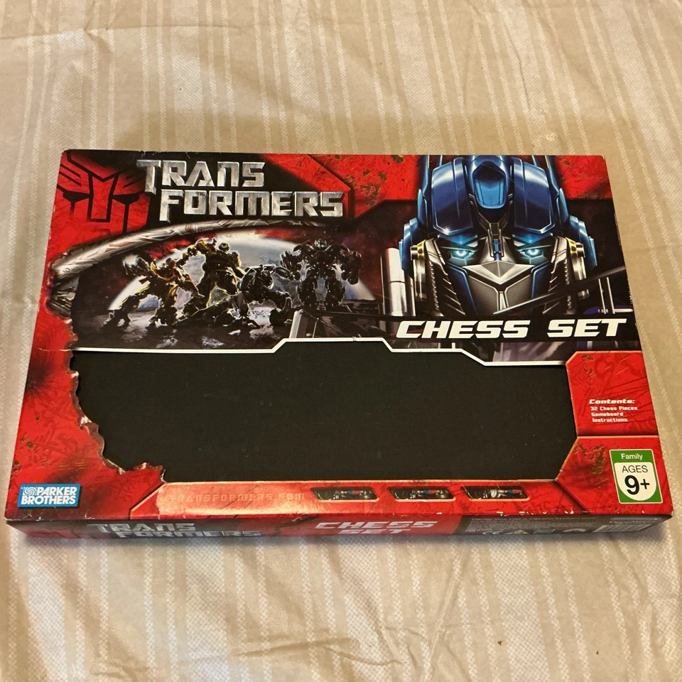 Juego de ajedrez Transformers Parker Brothers 2007 con instrucciones, juego de 32 piezas. Foto 1 de 4