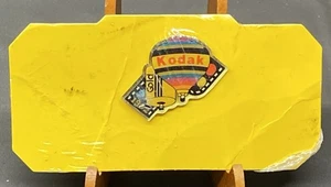 Pin de solapa Kodak globo de aire caliente tono dorado 1992 - Imagen 1 de 7