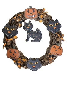 "Linterna Jack O' de madera de Halloween de 14"" y corona de puerta espeluznante de gato negro" - Imagen 1 de 5