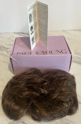 Paula Young Modest Touch 假发片 A1068 颜色 30 中号 Auburn Topper — 第 1/4 张图片