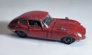 Corgi Toys Jaguar "E" Type 2+2 Red Made in United Kingdom - Picture 1 of 7