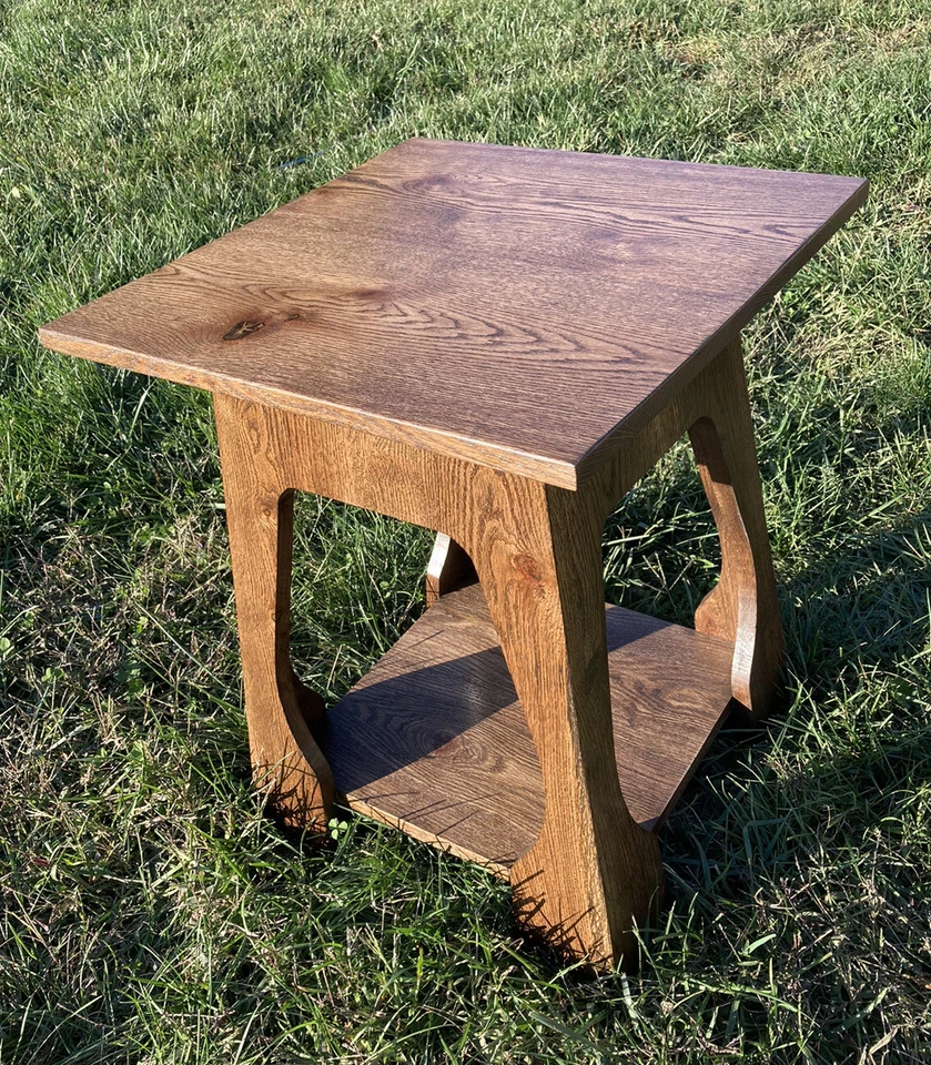 Handmade Custom Oak End Table Foto 1 de 1