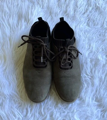 Zapatos de espuma viscoelástica de cuero Oxford tejidos expertos Hush Puppies para hombre talla 8 anchos Foto 1 de 4