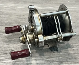 Pflueger Rocket No. 1355 Vintage Bait Casting Fishing Reel - FREE SHIP! - Picture 1 of 6