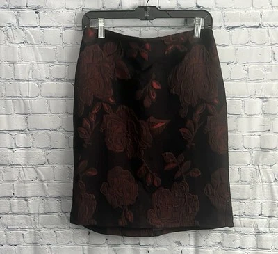 Elegante Falda Floral Ann Taylor Negra y Roja Mujer Talla 6 Pequeña Foto 1 de 3