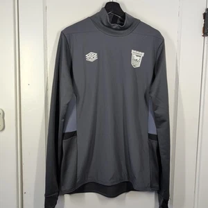 Camisa Pullover Manga Larga Entrenamiento Profesional Ipswich Town Umbro Adulto Talla L - Imagen 1 de 10