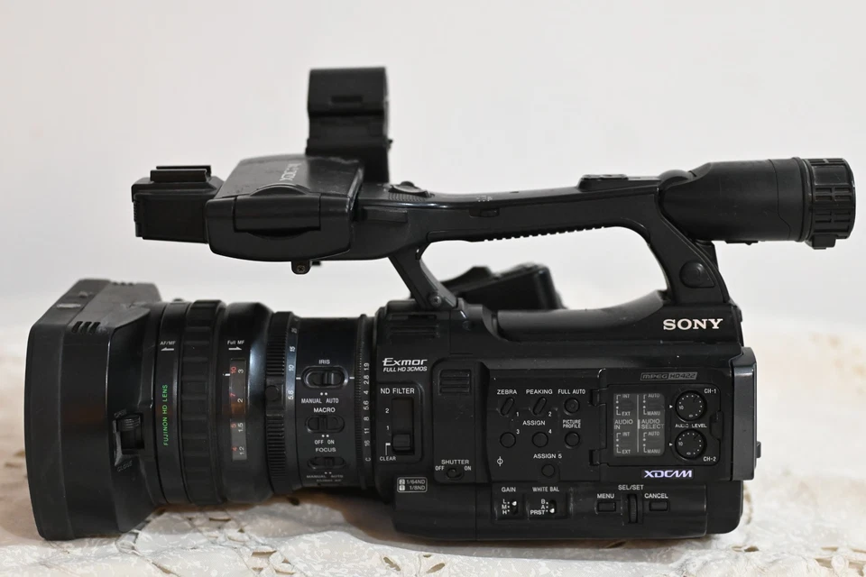 Sony PMW-200 XDCAM HD422 Camcorder - Image 1 of 4