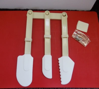 Tupperware Utensil Set w Hanging Rack Spatula/Scrapers/Serrated New/Old - Image 1 of 4