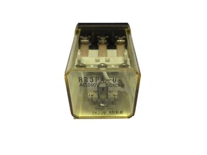 Idec RR3PA-U AC240V 3PDT Pin Terminal Midget Power Type Relay RR Series - Picture 1 of 4