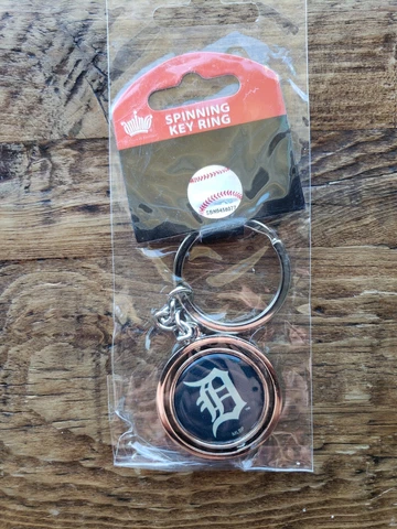 Detroit Tigers Spinning Keychain Key Ring MLB New Cover