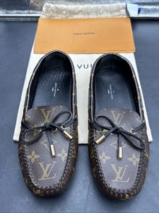 AUTHENTIC USED Louis Vuitton Gloria Monogram Flat Loafers - Size: M 37 / U.S: 7 - Picture 1 of 14