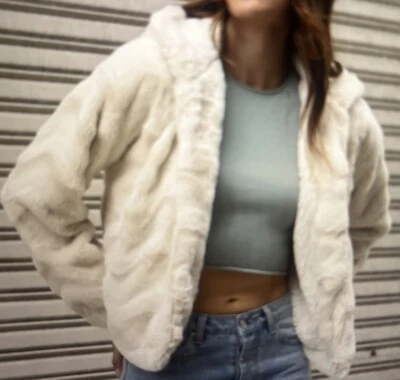 CALI 1850 LOS ANGELES XL Extra Large Fluffy Faux Fur Hoodie Jacket Cream - Image 1 of 4