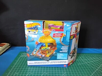 Hot Wheels City Downtown Burger Drive-Thru w/ 1 Car - Image 1 of 3