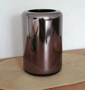 MAC PRO 6,1 geprüft 3,5 GHz 6-Core 2x AMD FirePro D700 mit je 6GB - Bild 1 von 18