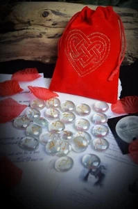 GLASS RUNE STONES & BAG Celtic Heart  Wicca Pagan Witchcraft Runes Divination - Picture 1 of 3