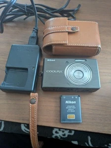 Nikon Coolpix S500 Digital Camera 7.1MP Urban Black Used Vintage - Picture 1 of 20