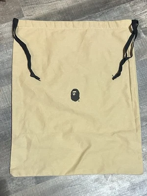 Bolsa de zapatos BAPE “A Bathing Ape” cubierta antipolvo lona bronceada cordón logotipo de mono nueva sin etiquetas Foto 1 de 4